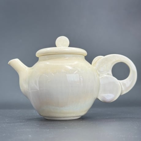 ヤンセン三好史織　Janssen Shiori Miyoshi   後手急須　ST1006