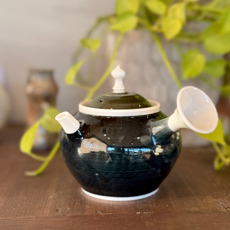 ITEM | TOKONAME ISOBE by 磯部商店、急須と器 いそべ