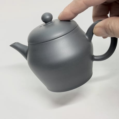 伊藤雅風 Gafu Ito 黒マット 印籠蓋 後手急須　ST0164