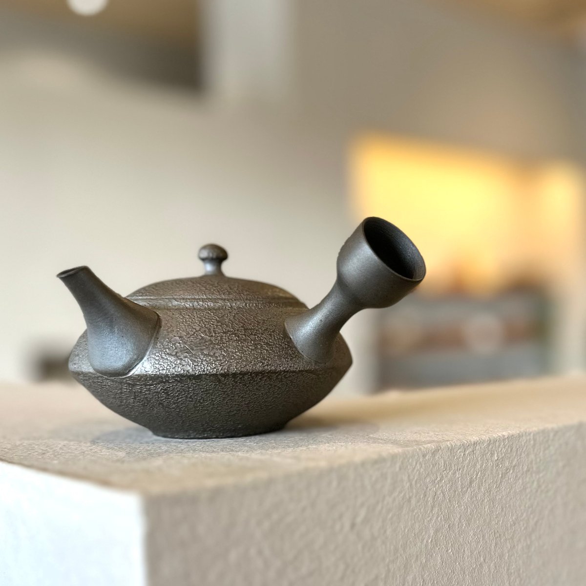 千葉光広 Mitsuhiro Chiba 鉄化粧駒型急須 ST0669 | TOKONAME 千葉光広 Mitsuhiro Chiba 鉄化粧駒型急須 ST0669 | TOKONAME