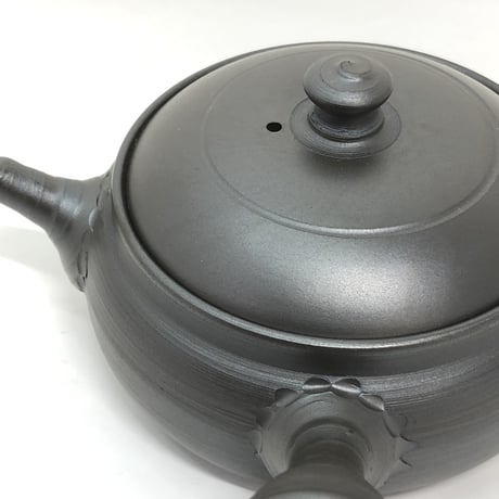 伊藤雅風 Gafu Ito 黒泥 平丸急須 　ST0329