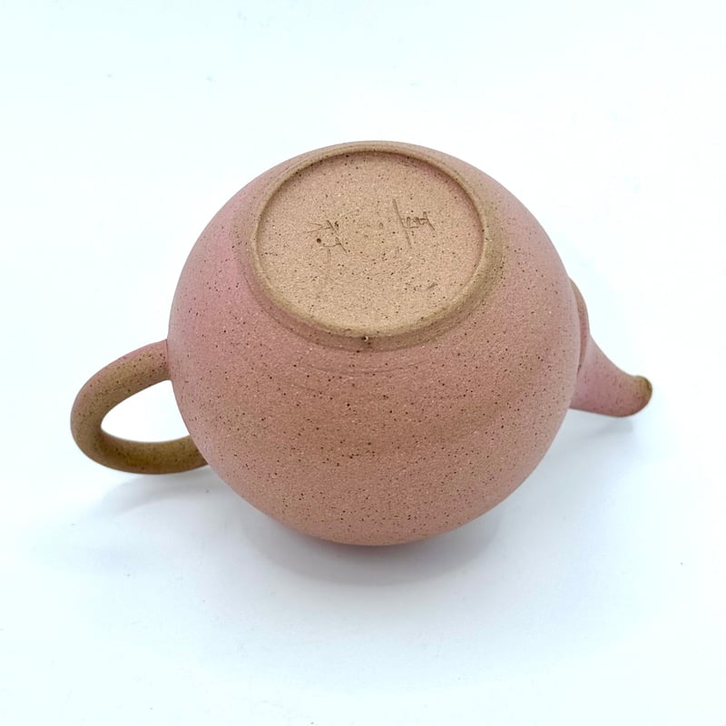 古銅銀象嵌　碇桜文　長顎瓶　横須賀泉商会款　重さ約6kg　H　R7179B 古銅銀象嵌 碇桜文 長顎瓶 横須賀泉商会款 重さ約6kg H R7179B