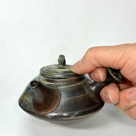 小西洋平 Yohei Konishi 真焼茶注（薪窯、練り込み）木箱入　ST0680