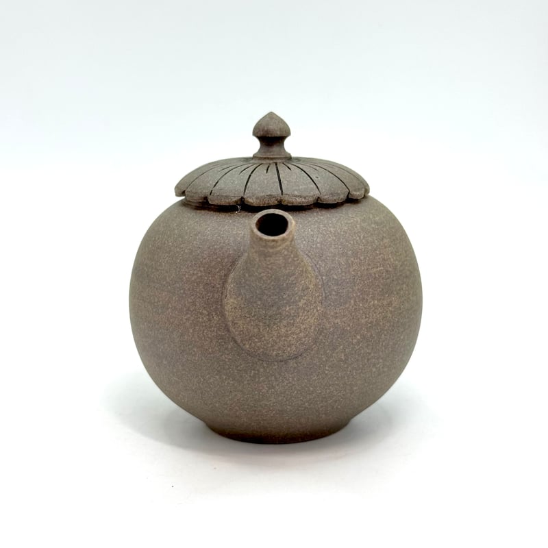 都築青峰 Seiho Tsuzuki 焼締 菊蓋 後手急須 ST0904 | TOKONAME