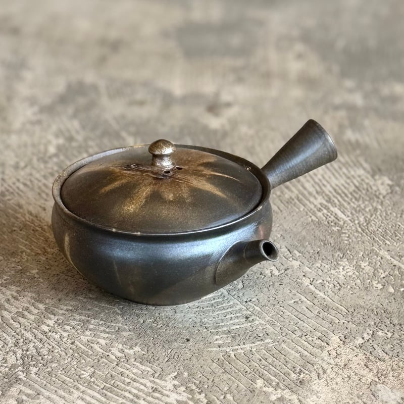 水野陽景 Yokei Mizuno 炭化窯変 火襷 平袋 小茶注 ST1191 | TOK