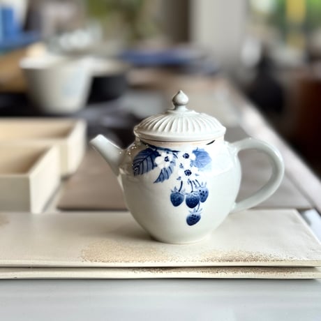 ITEM | TOKONAME ISOBE by 磯部商店、急須と器 いそべ ITEM | TOKONAME ISOBE by 磯部商店、急須と器 いそべ