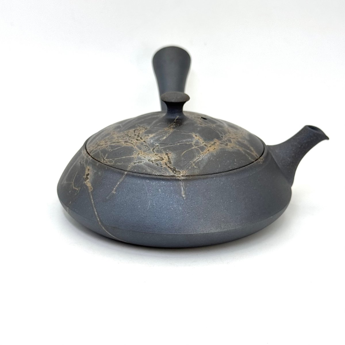 藤田德太 Tokuta Fujita 藻掛け 平三角型 急須 ST1052 | TOKONAM