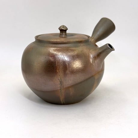 水野陽景 Yokei Mizuno  炭化 窯変焼締 火襷 カメ型茶注 　ST1077