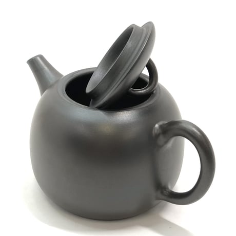 伊藤雅風 Gafu Ito 黒泥 後手急須 　ST0336