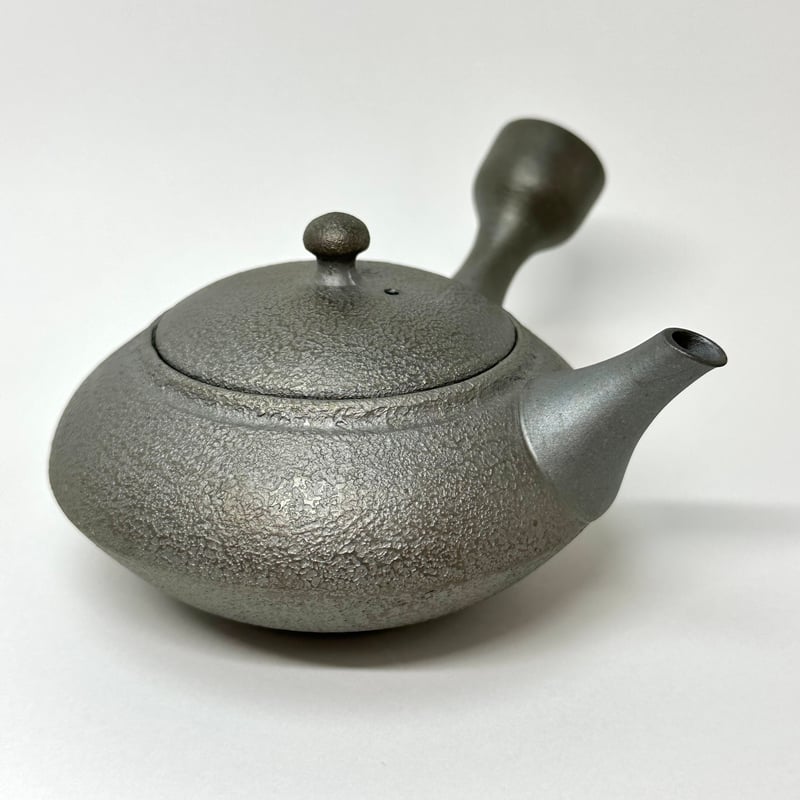 清代　梅枝急須（箱付き） 昭萠窯 黒泥平丸さざんか急須 セラメッシュ（陶製茶こし