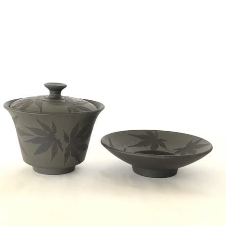 都築青峰 Seiho Tsuzuki 黒 紅葉 蓋碗 皿付　ST0057