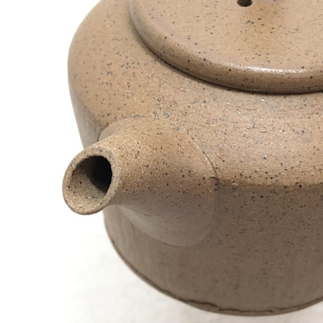 甚秋  伊藤成二  Jinshu  Seiji Ito  茶 後手急須 　ST0557