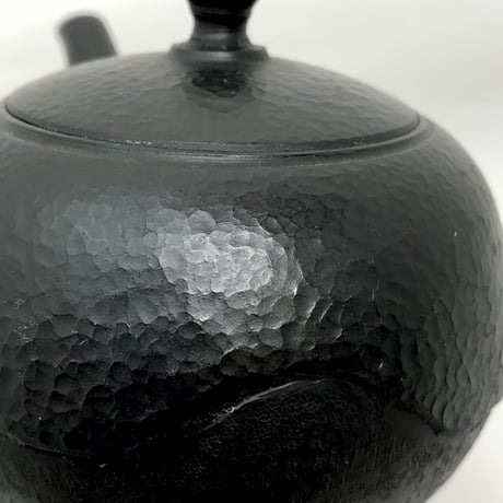 村田益規Yoshiki Murata  黒タタキ 高台茶注　ST0319