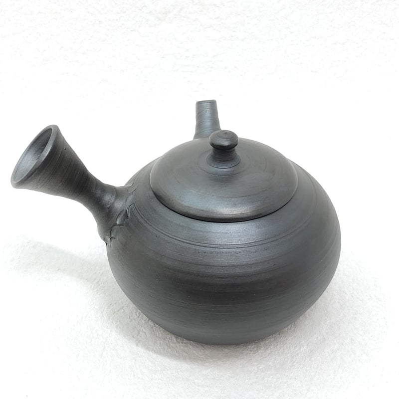 伊藤雅風 Gafu Ito 黒泥 印籠蓋 急須 ST0453 | TOKONAME ISOB