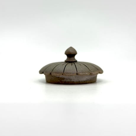 都築青峰 Seiho Tsuzuki 焼締 菊蓋 後手急須　ST0904