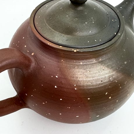 北條 Hokujo 朱泥梨皮窯変印籠蓋茶注（嵌め蓋）木箱入　ST0706