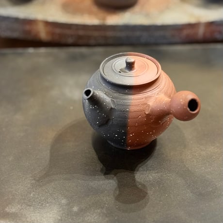 北條 Hokujo 朱泥 南蛮 窯変茶注　木箱入り　ST1173