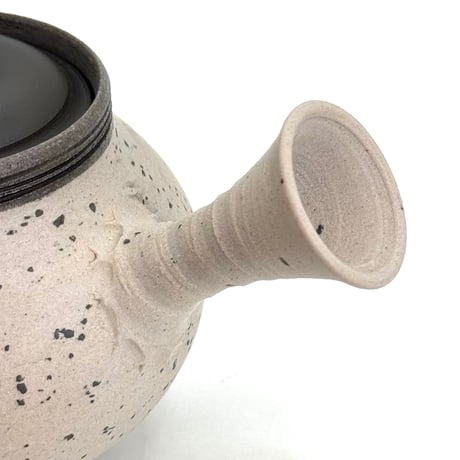 村越風月 Fugetsu Murakoshi 梨皮白泥 練込茶注 木箱入　ST1154