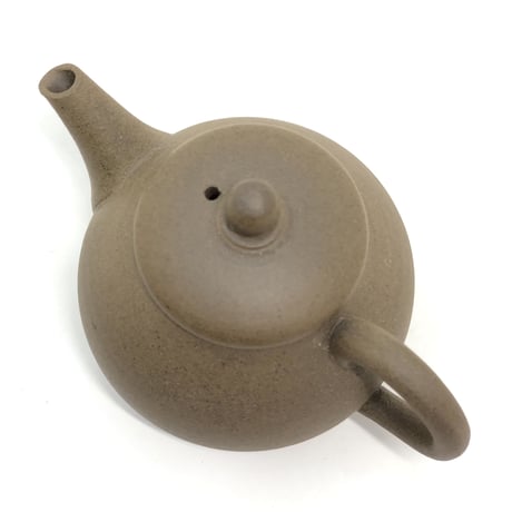 甚秋  伊藤成二  Jinshu  Seiji Ito  茶 後手急須 　ST0270