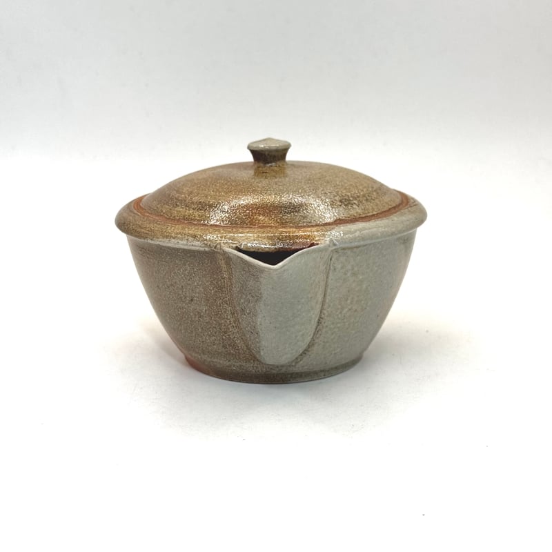 お値下げ！ 有田焼 応接板 瑞宝桐 花瓶 灰皿 有田焼 錦 金叩き 鯛形小皿(ピンク) 10cm 幸楽窯の通販｜Studio1156