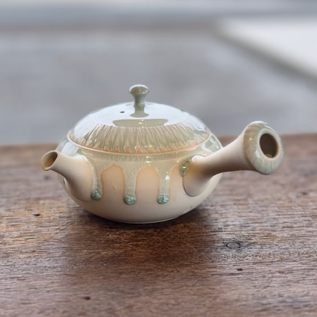 ITEM | TOKONAME ISOBE by 磯部商店、急須と器 いそべ