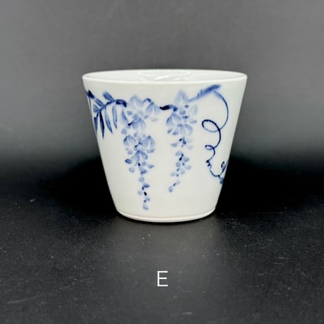 前川妙子 Taeko Maekawa 染付 藤燕 茶杯　ST0744