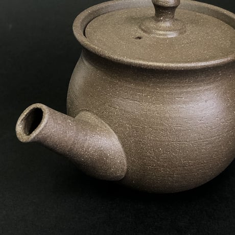 前川淳蔵 Junzo Maekawa 茶 印籠蓋 後手急須　ST0094