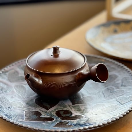 TOKONAME ISOBE by 磯部商店、急須と器 いそべ