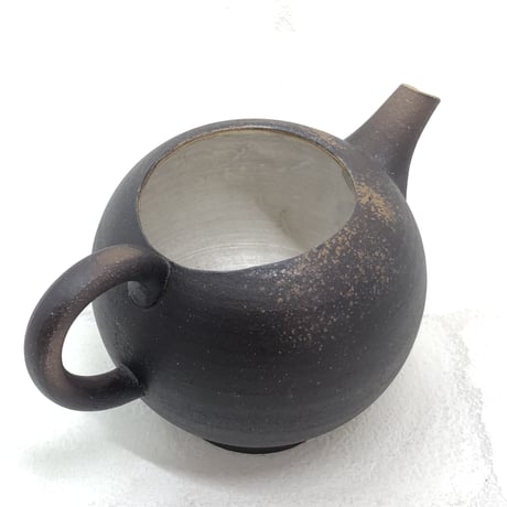 甚秋  伊藤成二  Jinshu  Seiji Ito  黒 牡蠣殻掛け 茶海 　ST0420