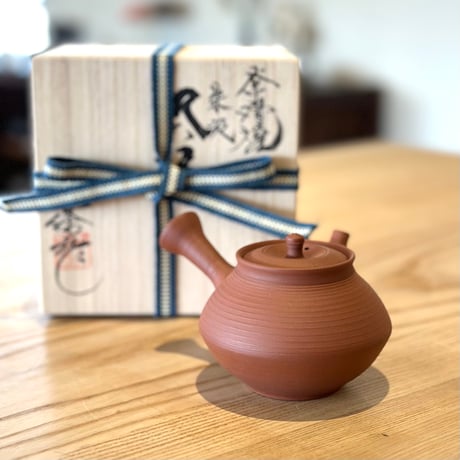 北條 Hokujo 朱泥茶注 木箱入　ST0688