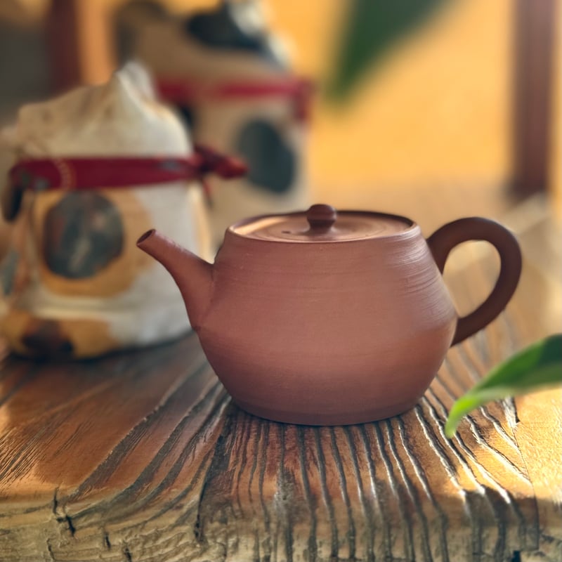 山田陶山 Tozan Yamada 朱泥 後手 急須(平蓋） ST 1008 | TOKONA