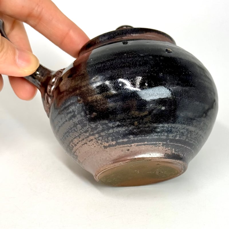 常滑陶山作花入球形花器 木箱付きT145 常滑陶山作花入球形花器 木箱付きT145