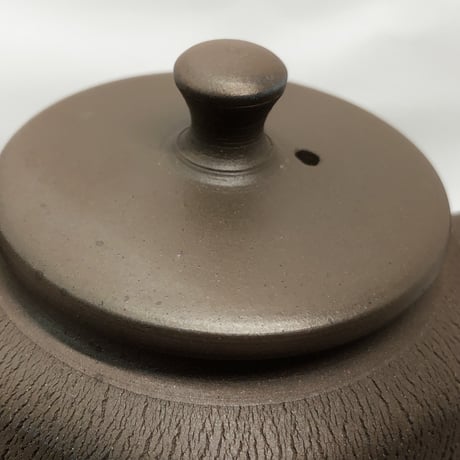 甚秋  伊藤成二  Jinshu  Seiji Ito  茶 六角 嵐絞り紋 後手急須 　ST0293