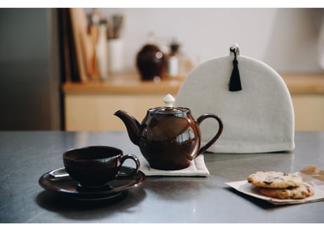 Tea Things / TEA COZY & TEA MAT