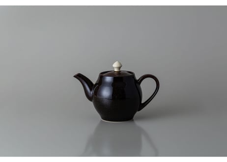 Tea Things / TEA POT