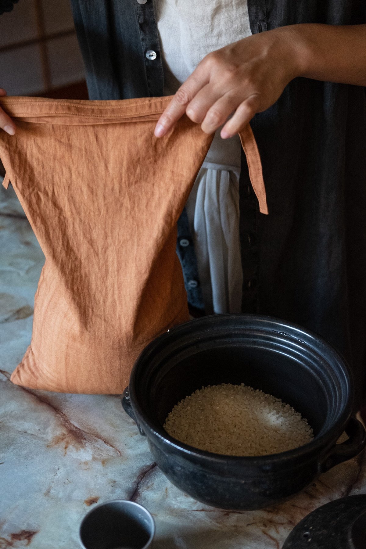 天然の防虫・消臭効果 柿渋染米袋（〜4kg） | POT Dye & Design