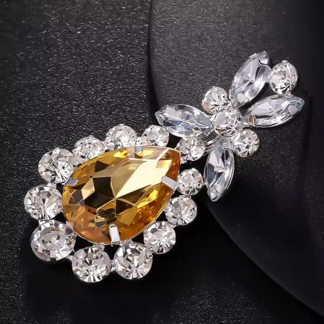 Teardrop Crystal Bijou Pierce