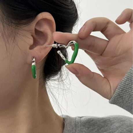Metal Heart Hoop Pierce