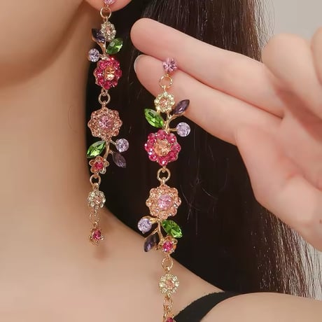 Flower Bijou Long Pierce