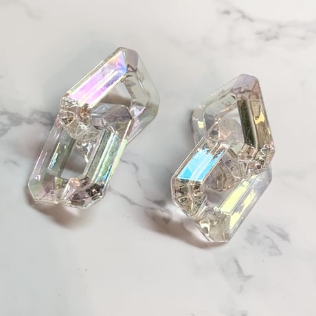 Aurora Square Chain Pierce