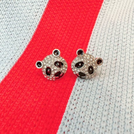 Panda Pave Pierce