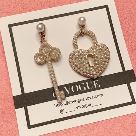 Key&Heart Lock Pearl Pierce