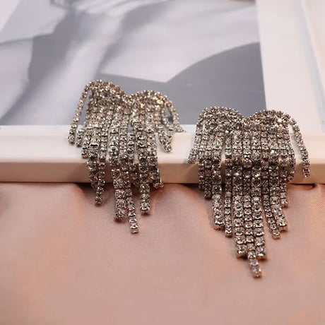 Heart Fringe Middle Pierce