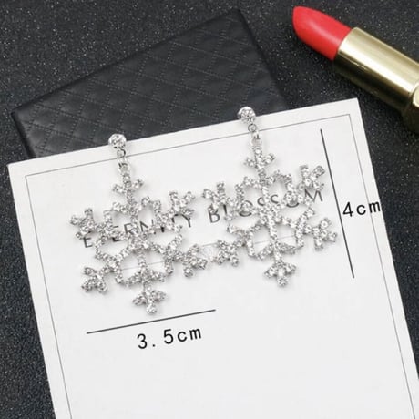Snowflake Pierce