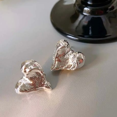 Uneven Heart Pierce/2color