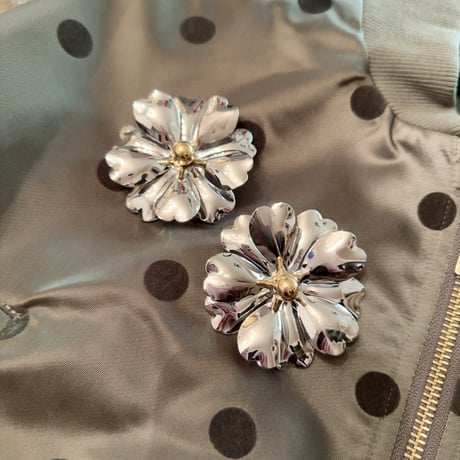 Metal Big Flower Pierce