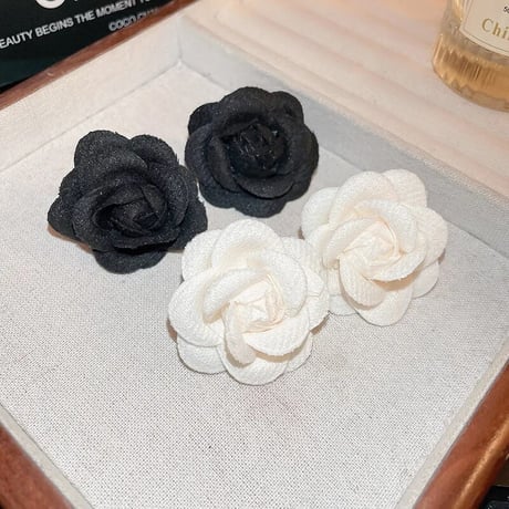 Camellia Fabric Pierce/2color