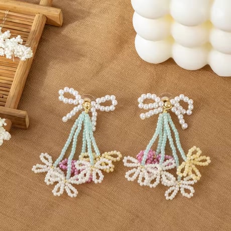 Bouquet Flower Beads Pierce