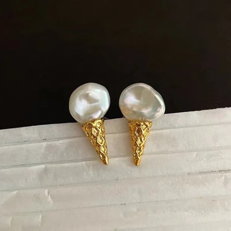 Baroque Pearl Icecream Pierce