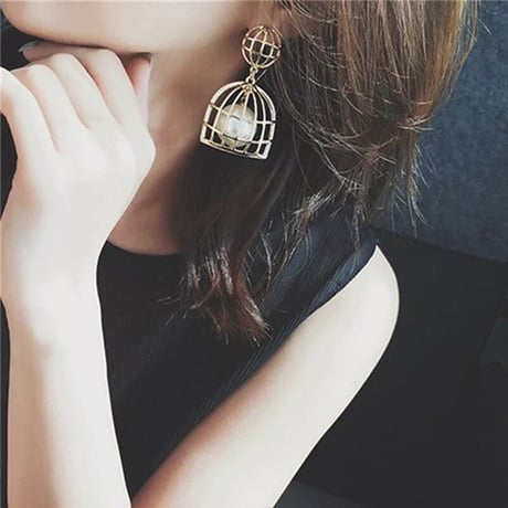 Cage In Pearl Pierce